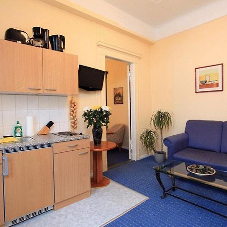 Bed and Breakfast Ark Am Hauptbahnhof Берлін Номер фото